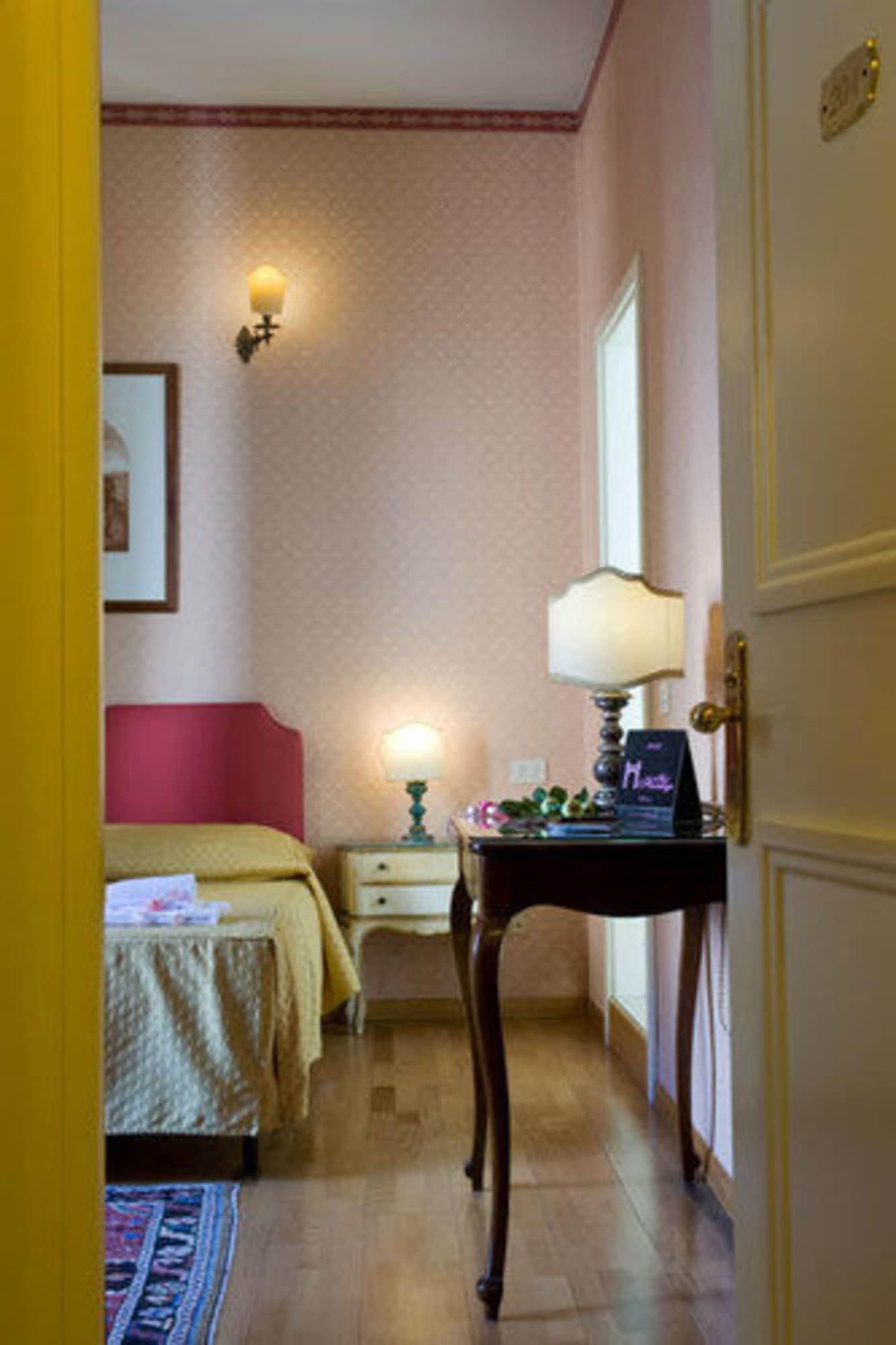 Hotel Hermitage Florence Exterior photo